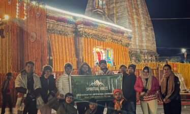 Spiritual Hikes group at Kedarnath Temple