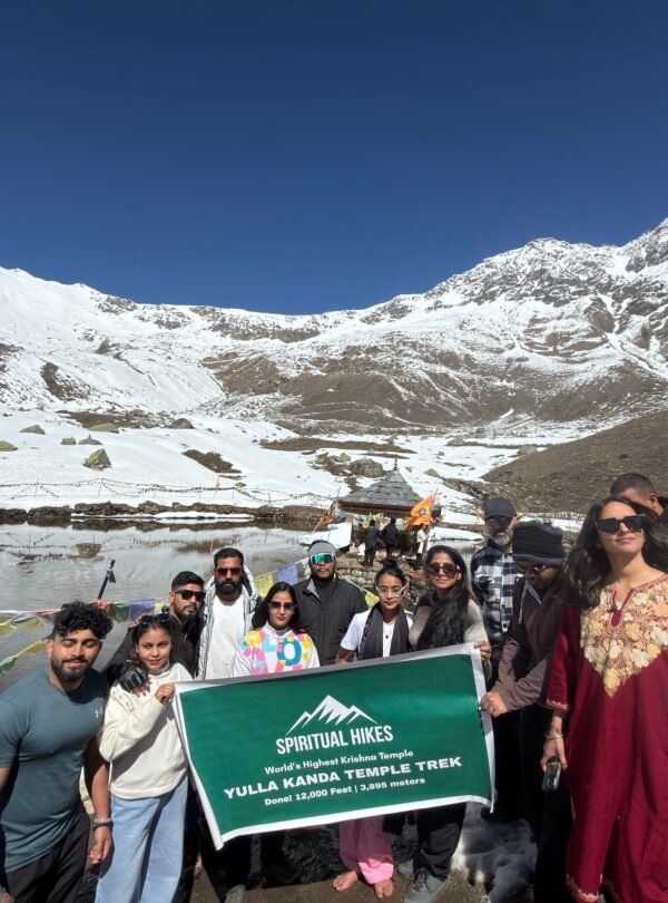 Group at Yulla Kanda Trek snowy lake